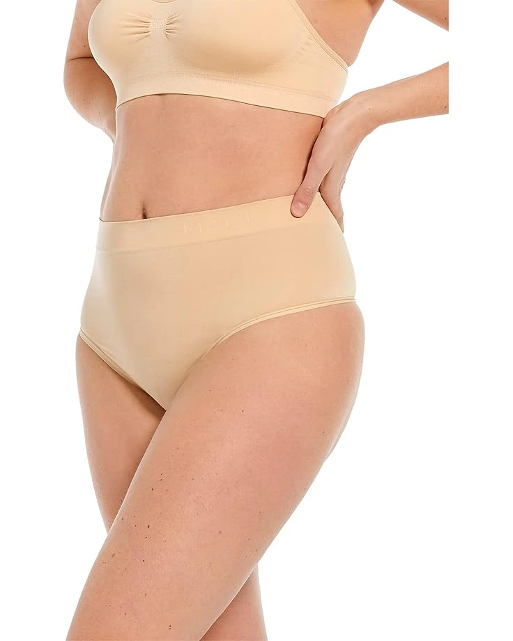 MAGIC Bodyfashion Comfort Shaping Thong 3 MAGIC Bodyfashion Comfort Shaping Thong